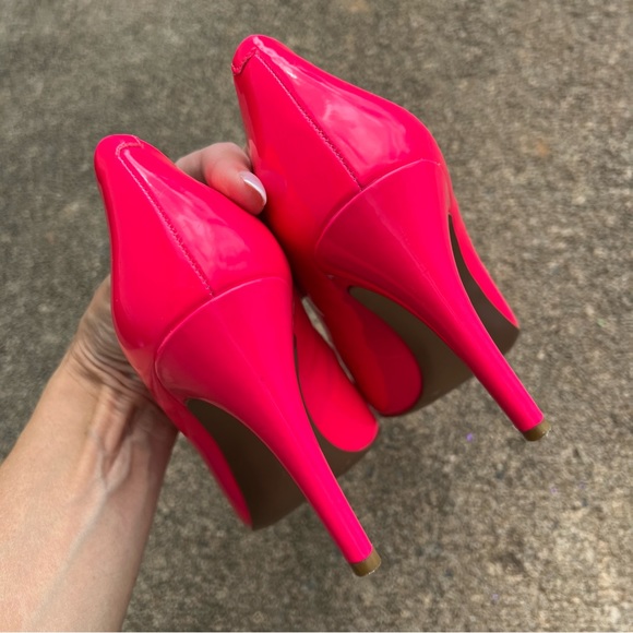 BCBGeneration Hot Pink Heels - Picture 5 of 8